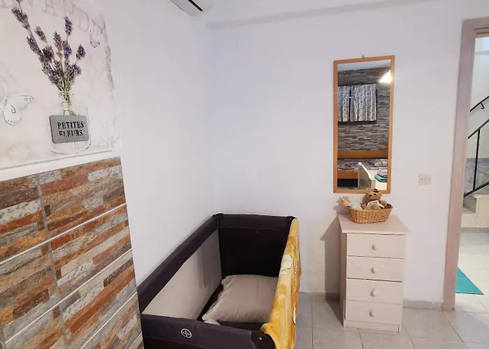 Apartment Orange_blue_аpartment N2 Near Sea *